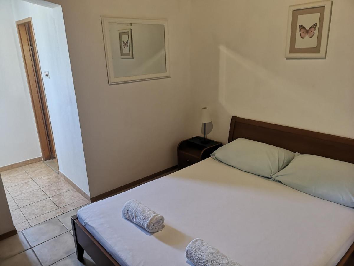 Apartments Tri Palme Башка-Вода Екстер'єр фото