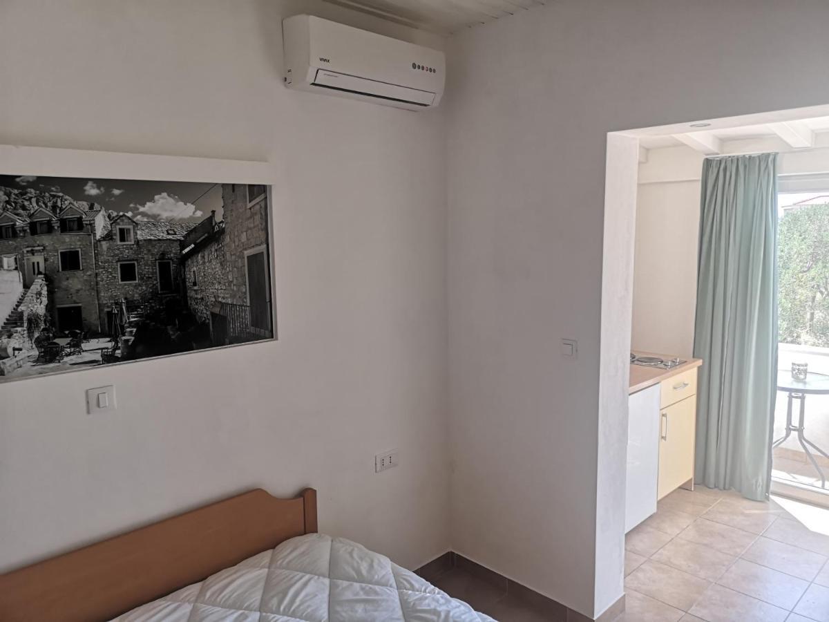 Apartments Tri Palme Башка-Вода Екстер'єр фото