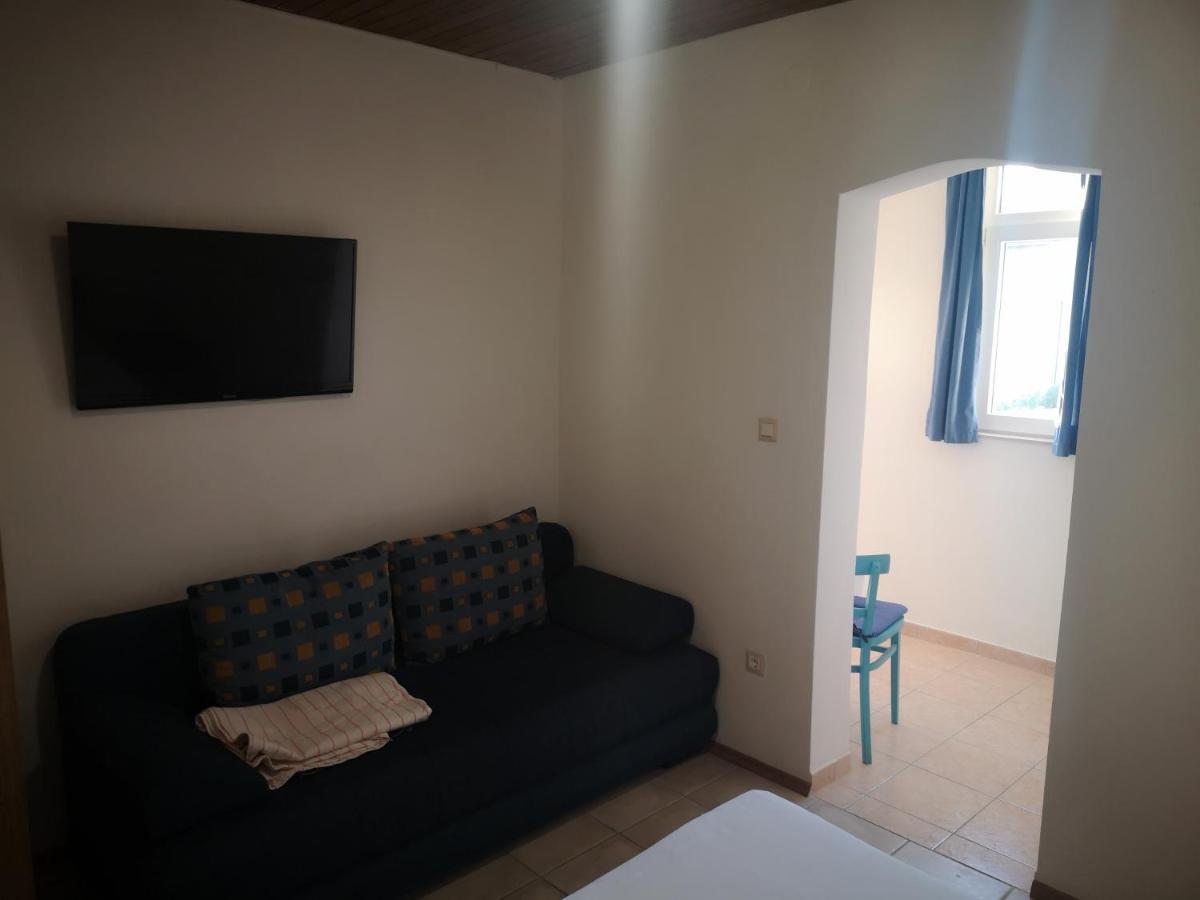 Apartments Tri Palme Башка-Вода Екстер'єр фото